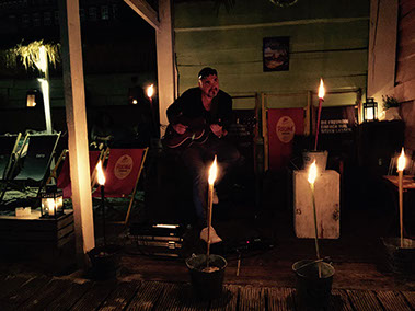 Photo by Ariane Büsch – Live at Dock 3, Beachclub Hamburg