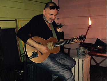 Photo by Ariane Büsch – Live at Dock 3, Beachclub Hamburg